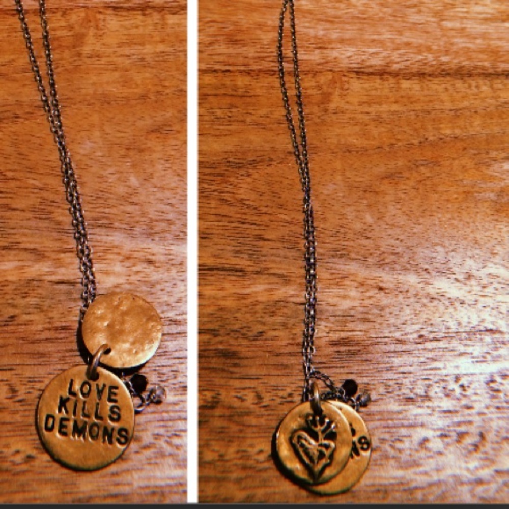 Pendant necklace